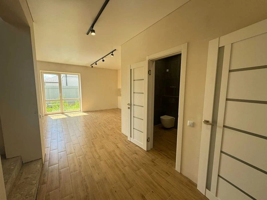 Duplex for sale with partial renovation, Old Town district