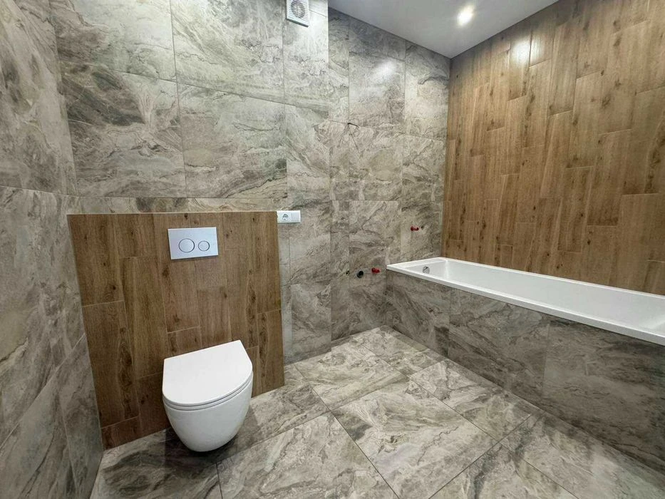 Duplex for sale with partial renovation, Old Town district