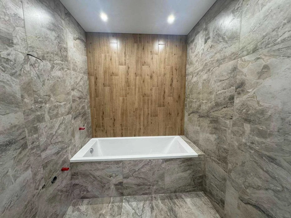 Duplex for sale with partial renovation, Old Town district