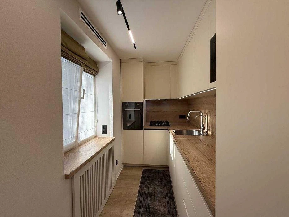 Donetsa 27A 2nd floor, GAS. 3 rooms, 60m2. Generator.