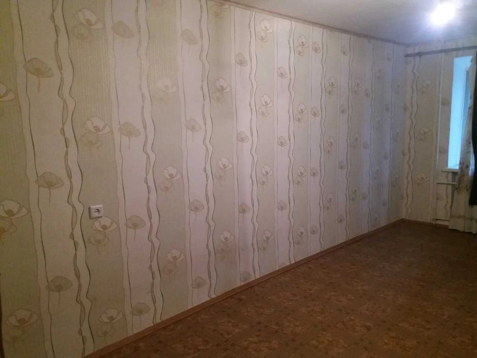 I will sell 2 rooms. apartment on the street Musical (village Myrny)