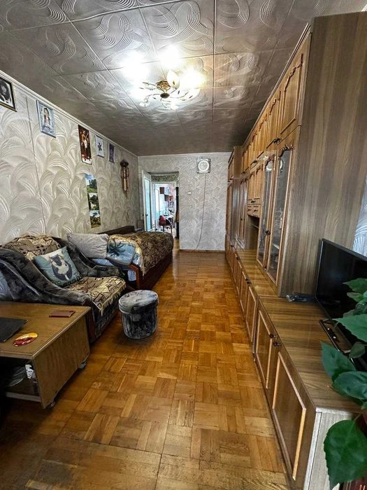 Продажа 3комнатная Центр Успенская площадь Крутогорный