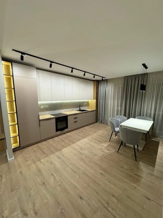 Продаж 2 кімнатної квартири вулиця Тлехаса, м.Ужгород