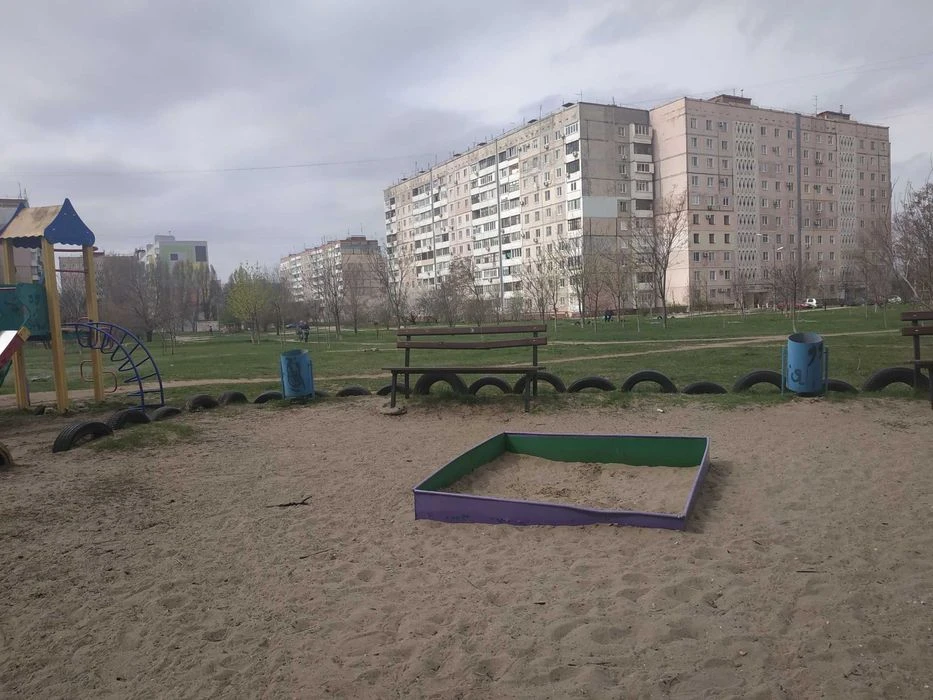 1 sq.m. Borodinsky, Tovarishchesk. 66a view of the Dnieper, Kievskii pr