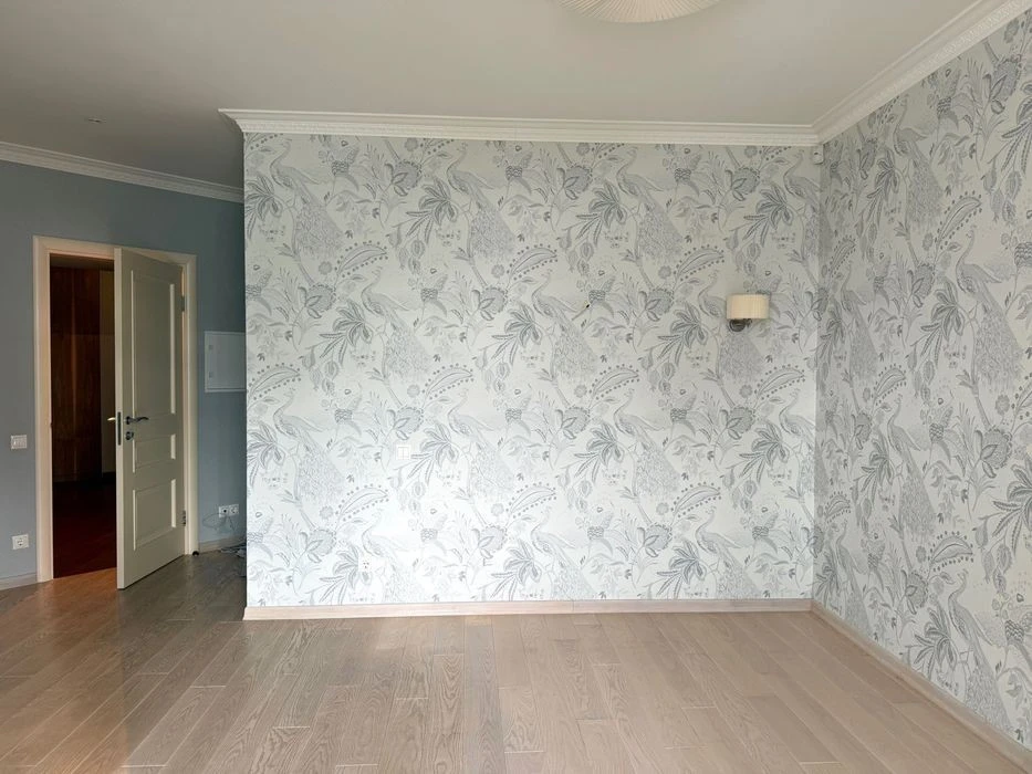 No commission. Best price. Specified 4-room apartment 175 m2 in residential complex