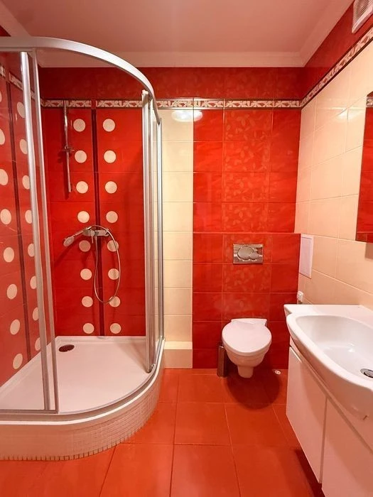 No commission. Best price. Specified 4-room apartment 175 m2 in residential complex