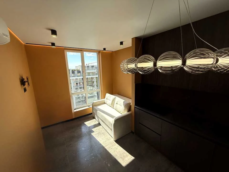 Квартира. Ужгород, Героїв 128-ї Бригади вул. (8 Березня), 56