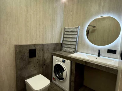 Квартира. Ужгород, Героїв 128-ї Бригади вул. (8 Березня), 56