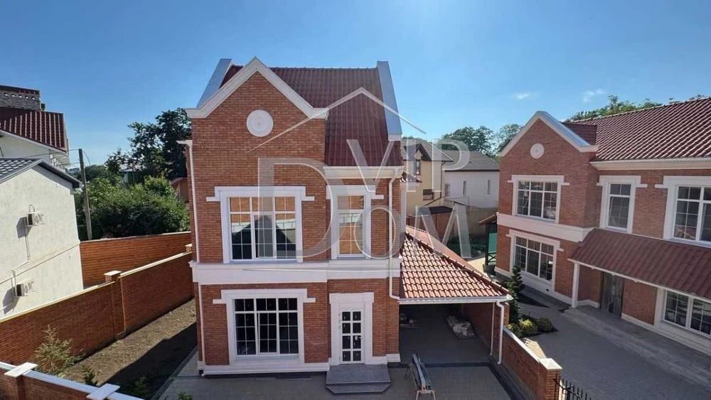COMMISSION 0 %! FOR SALE House 16th station Bolshoy Fontana, Unit