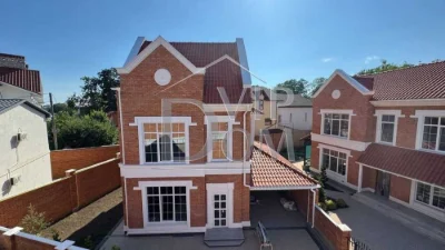 COMMISSION 0 %! FOR SALE House 16th station Bolshoy Fontana, Unit