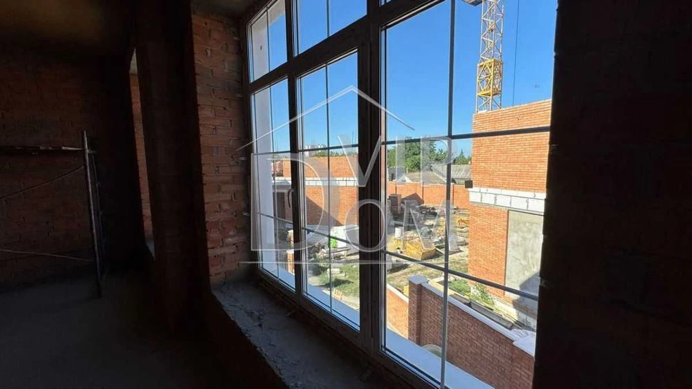 COMMISSION 0 %! FOR SALE House 16th station Bolshoy Fontana, Unit