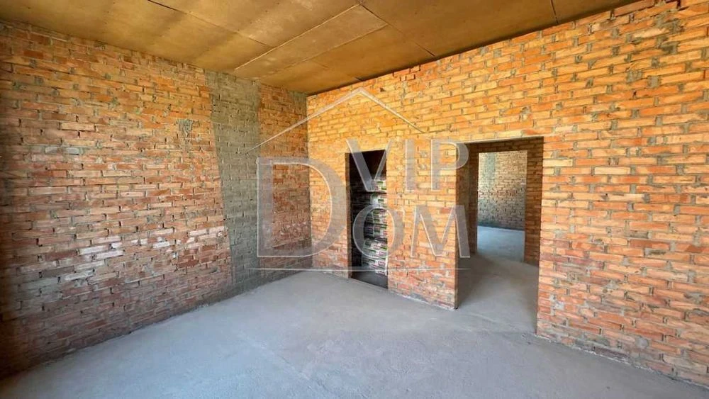 COMMISSION 0 %! FOR SALE House 16th station Bolshoy Fontana, Unit