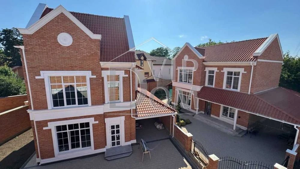 COMMISSION 0 %! FOR SALE House 16th station Bolshoy Fontana, Unit