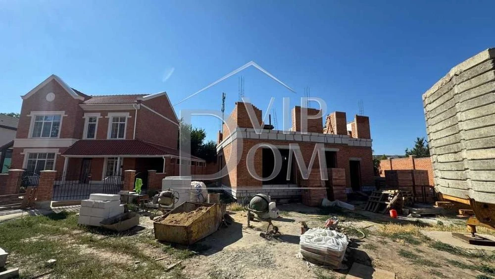 COMMISSION 0 %! FOR SALE House 16th station Bolshoy Fontana, Unit
