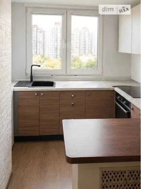 Sale of 1-room apartment 37.8 sq. m on Akademika Zabolotnogo St.