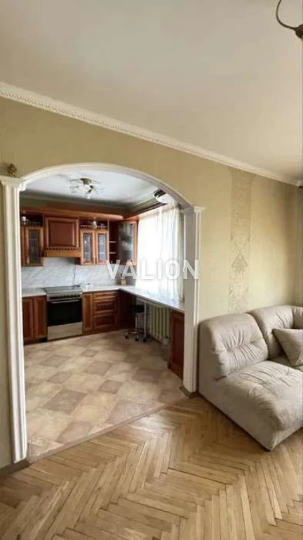 4-room apartment for sale, Volodymyr Ivasyuk Ave. 42b