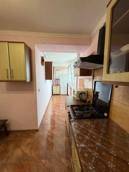 Продаж квартири по вулиці Коновальця. Державні програми віта