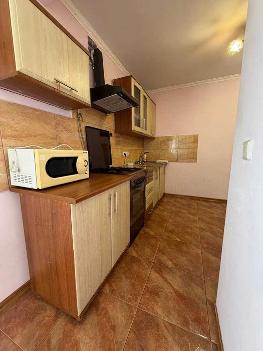 Продаж квартири по вулиці Коновальця. Державні програми віта