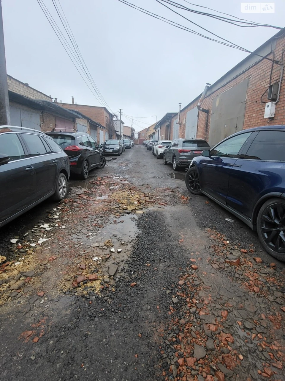 Продажа Место в гаражном кооперативе Академический