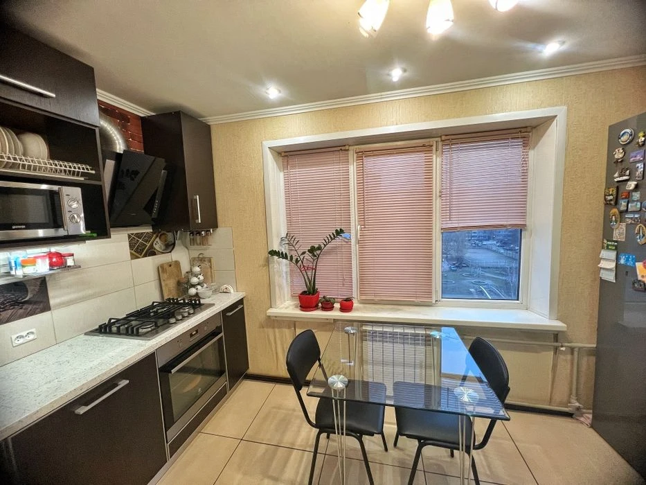 Certificate 3k apartment Maly Rynok Renovation