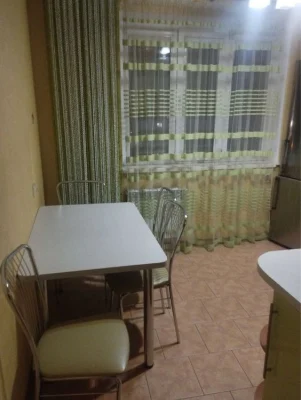Selling a 4-room apartment from the owner