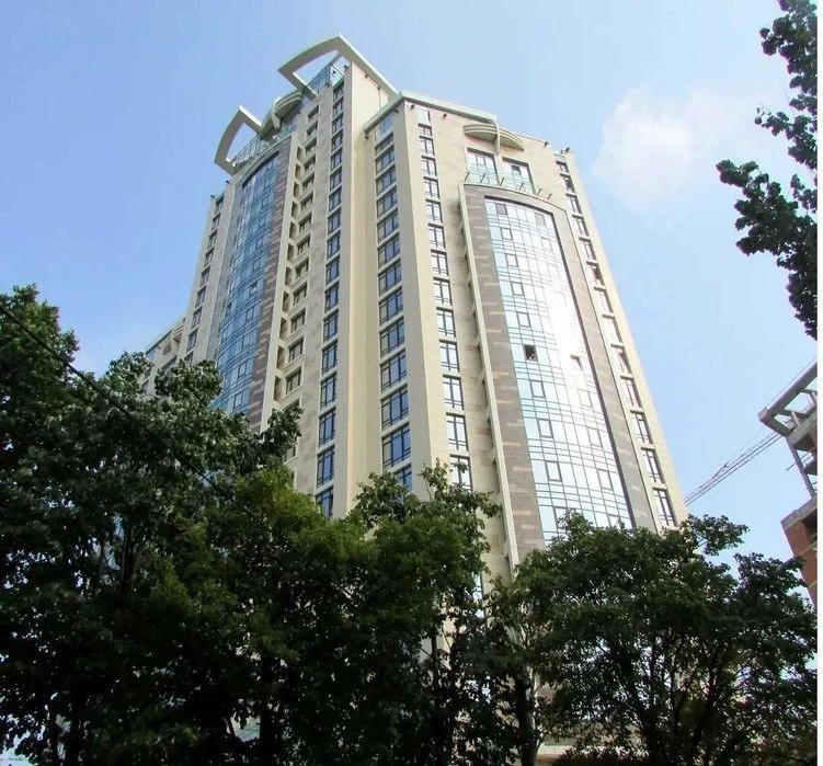For sale Center Pechersk premium class residential complex From builders 60