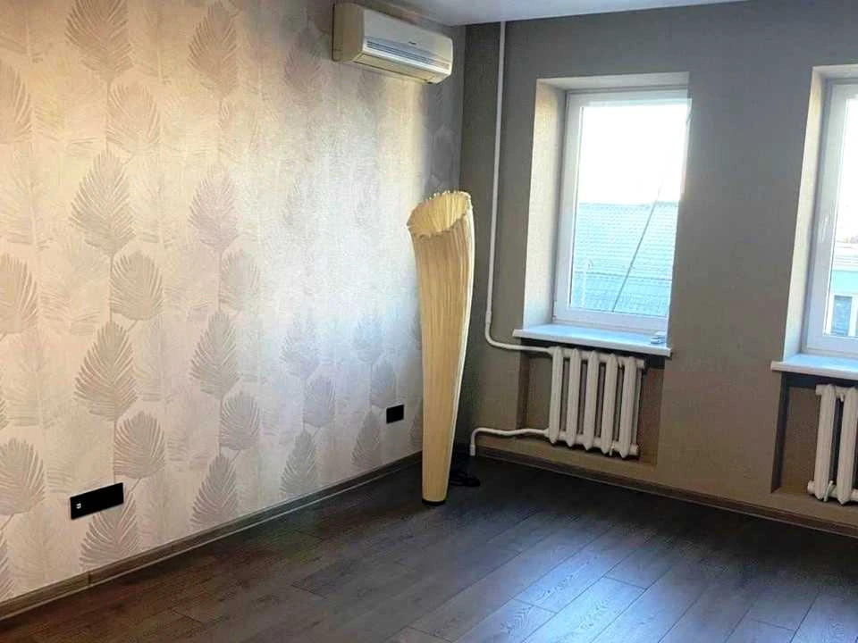 Квартира. Харків, Садова вул. (Чубаря)