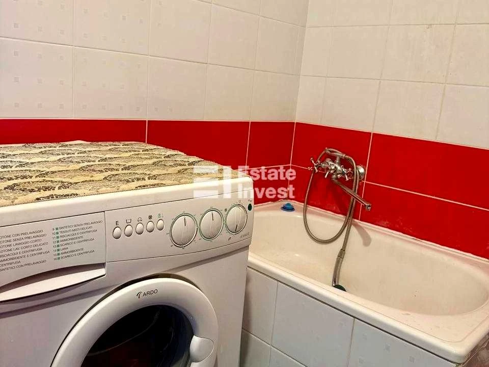 Apartment. Kharkiv, Vasyl Stus St. (Mekhanizatorskaya)