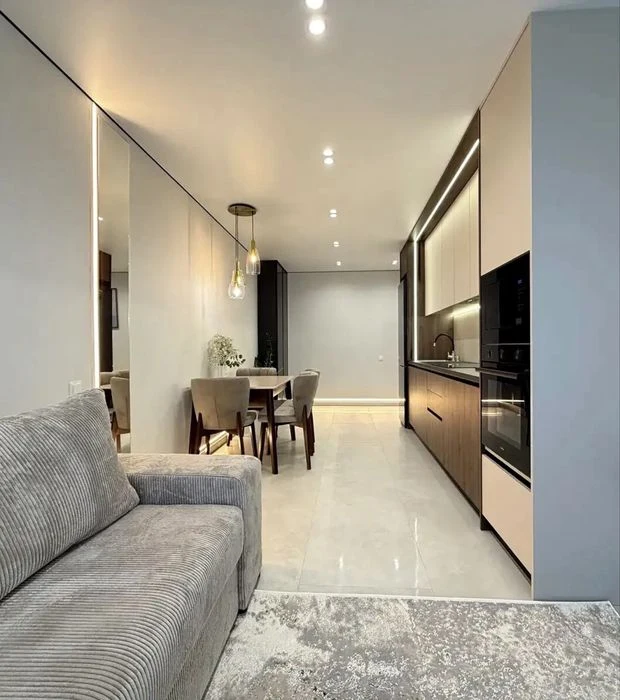 The most affordable 2-room apartment in the very center of the city + kitchen