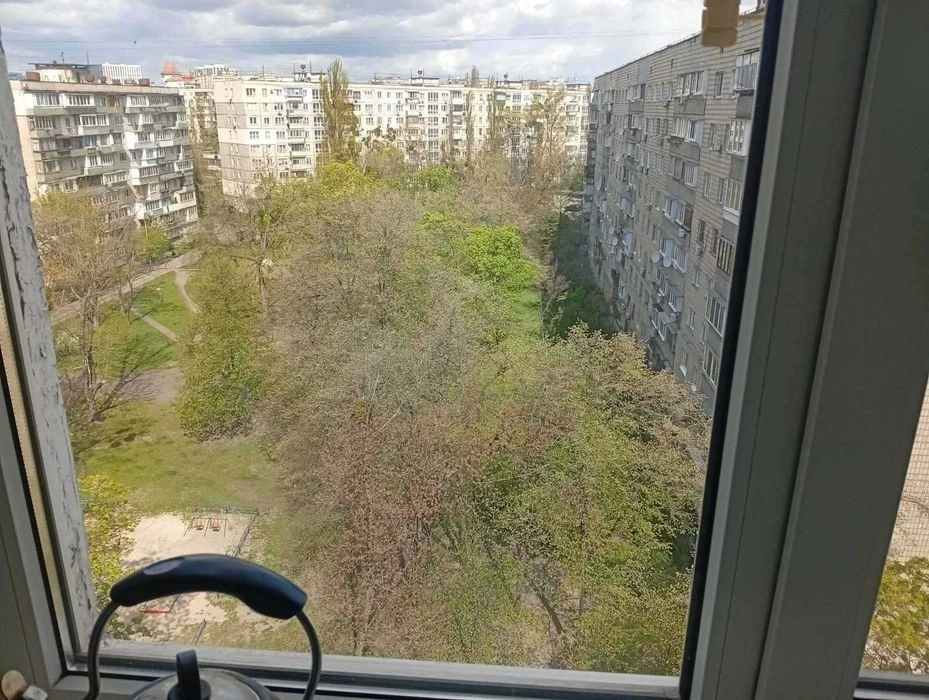 3-room apartment 7 minutes walk from the metro