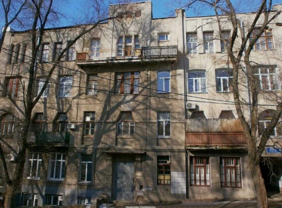 Apartment for sale in the city center! Near the thermometer! Rymarskaya!