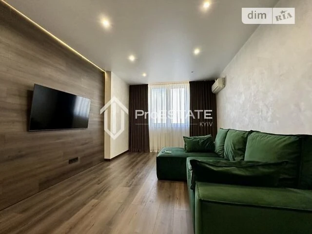 Sale of 2-room apartment 75 sq. m. on Petra Hryhorenka Ave. 20 •