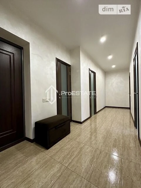 Sale of 2-room apartment 75 sq. m. on Petra Hryhorenka Ave. 20 •