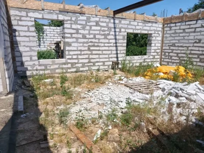 I will sell a privatized plot of 8 acres. + unfinished 160 m²