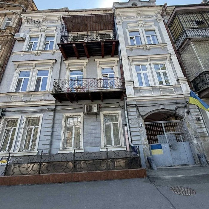 2-ком. квартира в Историческом центре. Ул. Базарная.