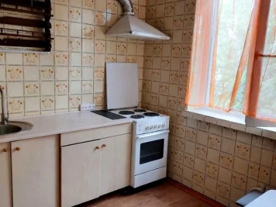 Apartment. Kharkiv, Garibaldi St.