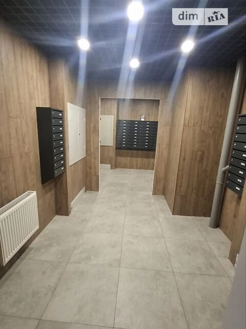 Sale of 1-room apartment 47.1 sq. m. on Sim'i Kulzhenkiv Street 21 •