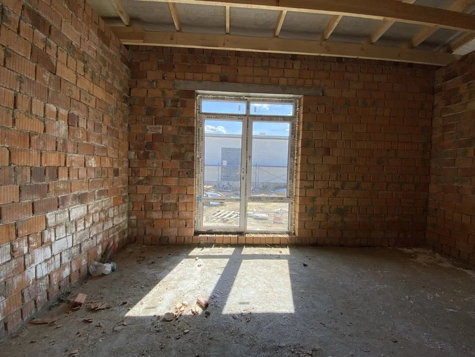 Townhouse for sale