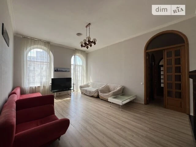 For sale 4-room apartment 100 sq. m on Baseyna St. 15 • ID 3459336