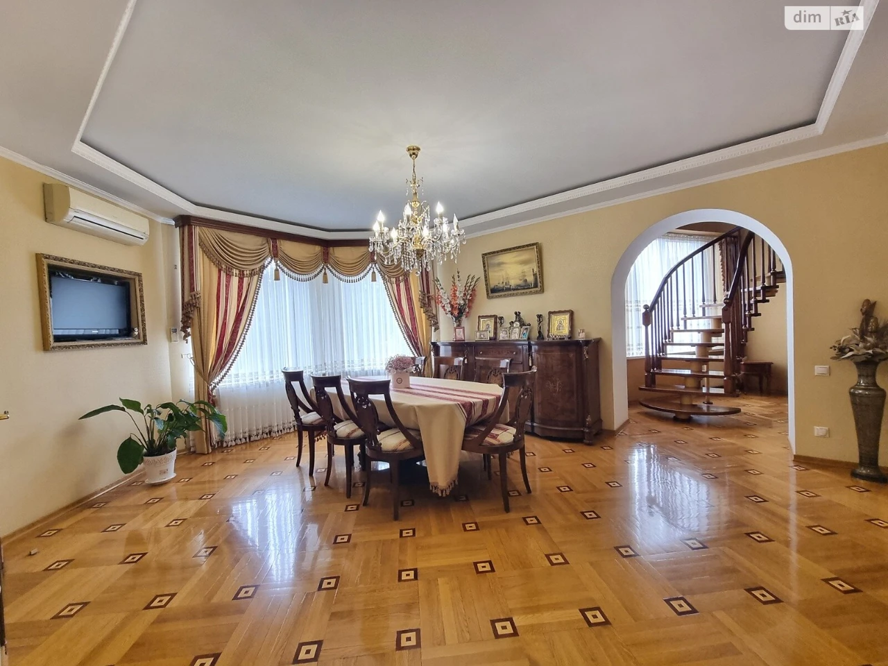 Long-Term Rental Apartment Podillia