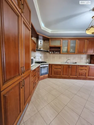 Long-Term Rental Apartment Podillia