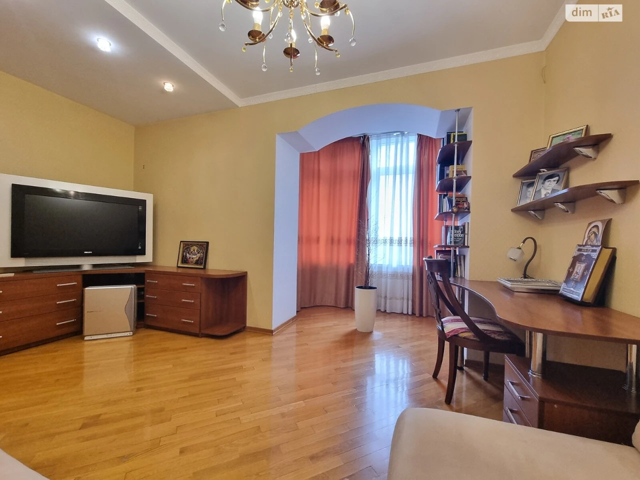 Long-Term Rental Apartment Podillia