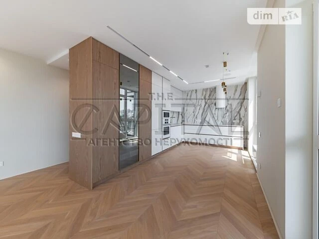 Sale of 3-room apartment 120 sq. m. on 1B John McCain Street • ID