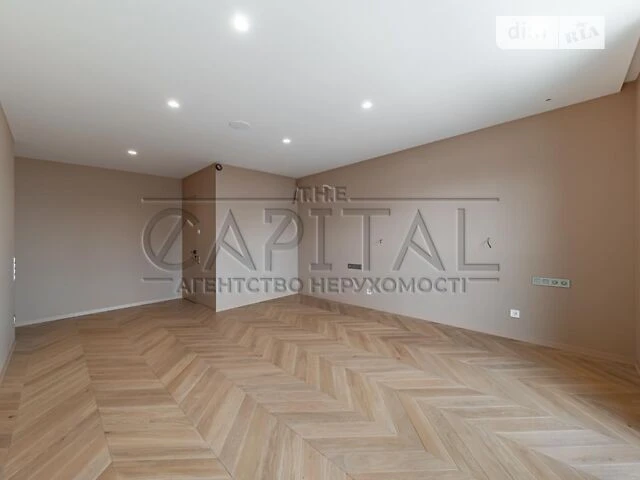 Sale of 3-room apartment 120 sq. m. on 1B John McCain Street • ID