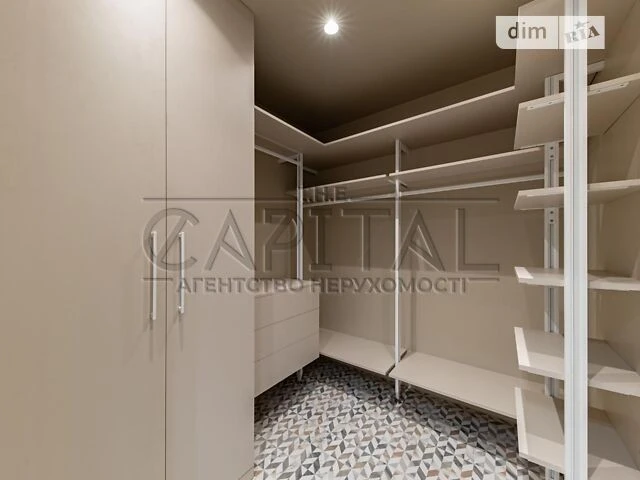 Sale of 3-room apartment 120 sq. m. on 1B John McCain Street • ID