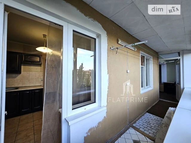 Продаж 2к квартири 55 кв. м на вул. Івана Виговського 11 • I