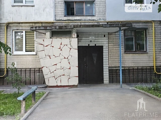 Продаж 2к квартири 55 кв. м на вул. Івана Виговського 11 • I