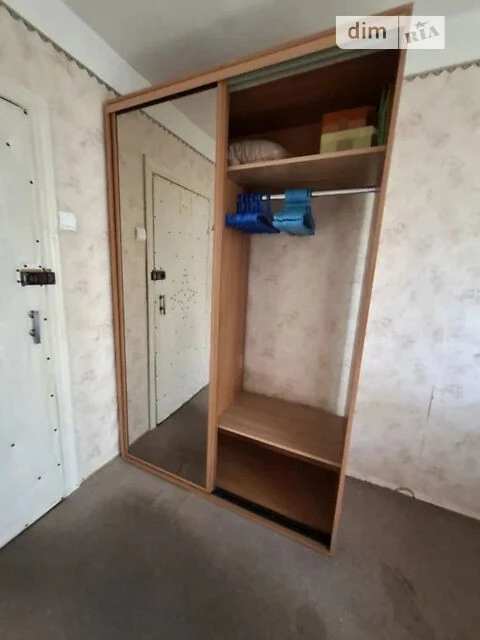 Продаж кімнати 16.6 кв. м на вул. Мирослава Поповича 8 • ID