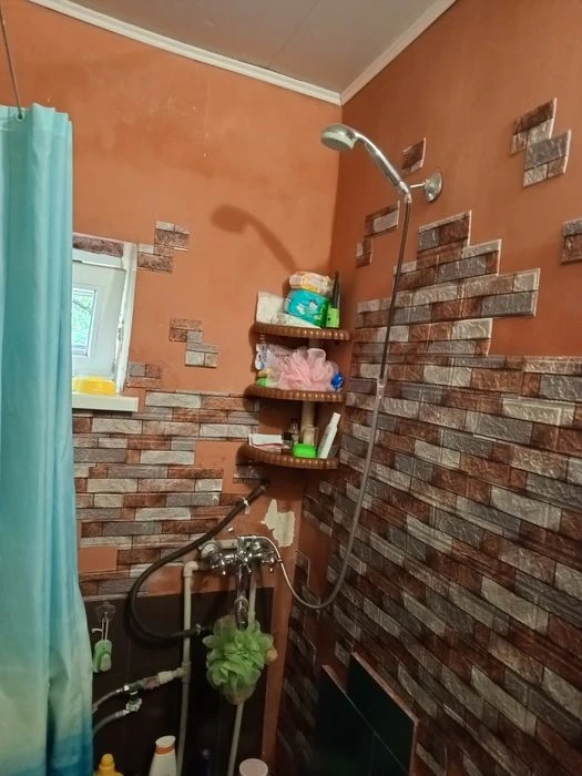 Продам частину будинку в Полтаві.