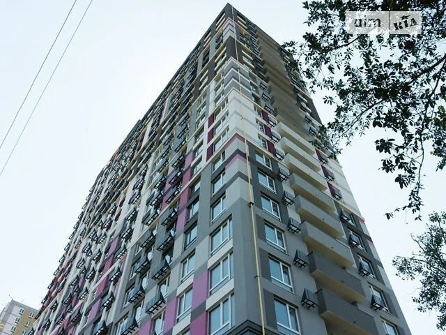 For sale 2-room apartment 56 sq. m. on Teplovozna Street 28 • ID 34683